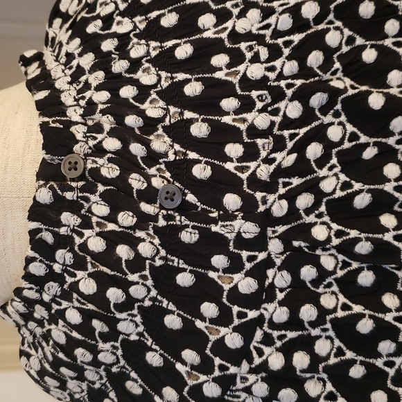 LOFT Black And White Eyelet Ruffle Sleeve Dress NWT - Picture 9 of 14